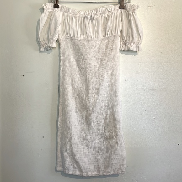 SHEIN White Tight Fit Mini Dress with Poofy Off-Shoulder Short Sleeves, size S - Picture 5 of 11
